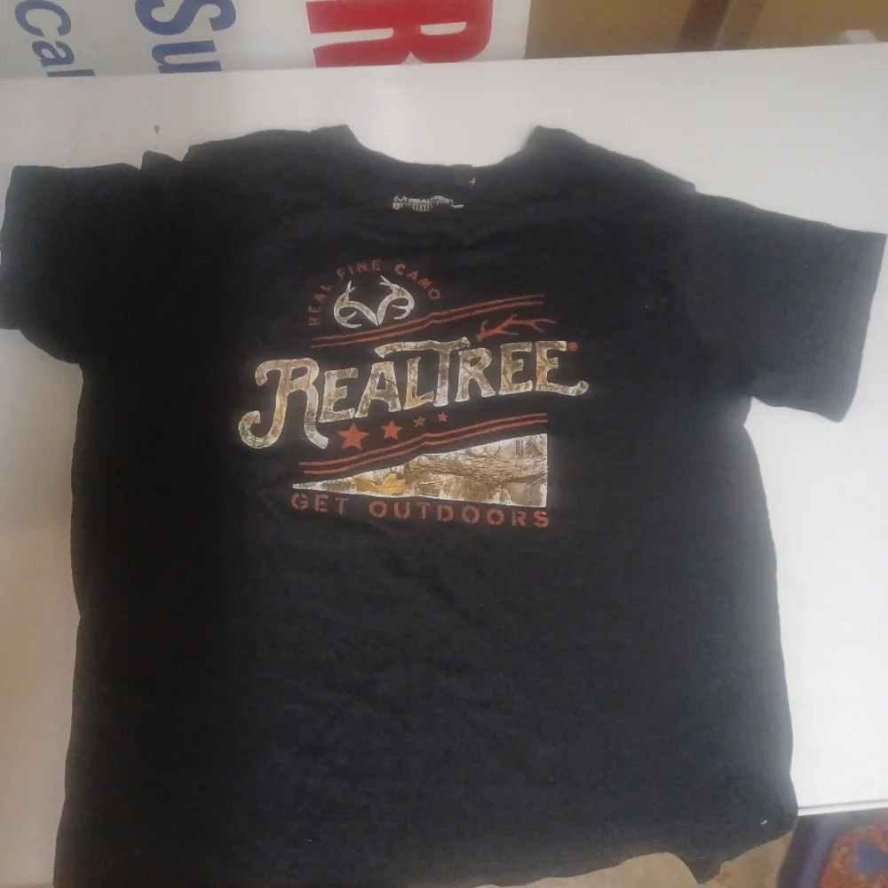 Realtree - Picture 1 of 2